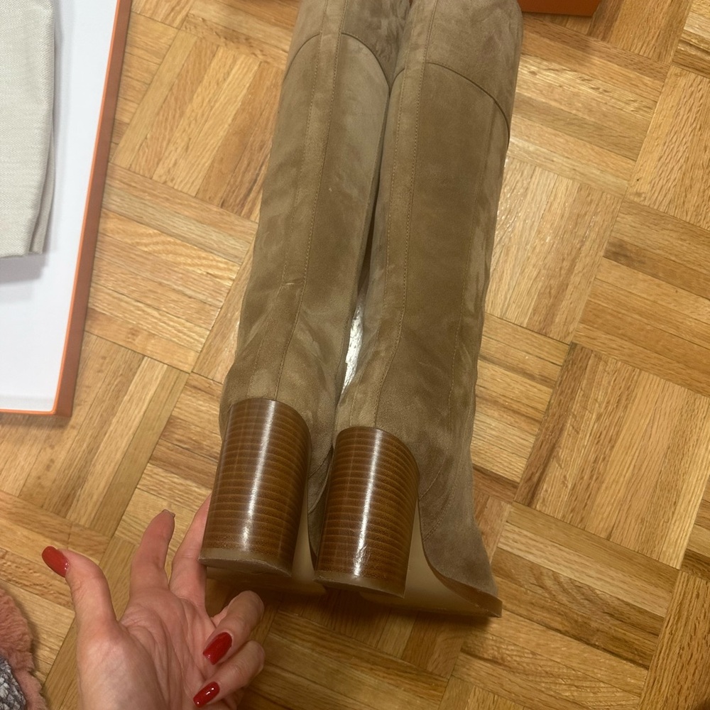Hermes Tan Heeled Boots - Picture 3 of 6